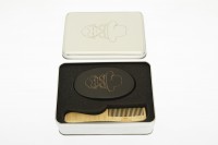 Набор расчесок Dewal для бороды и усов в алюминиевом кейсе CO-007/1